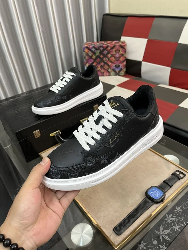 SmartChoice Louis Vuitton Low Shoes 32886