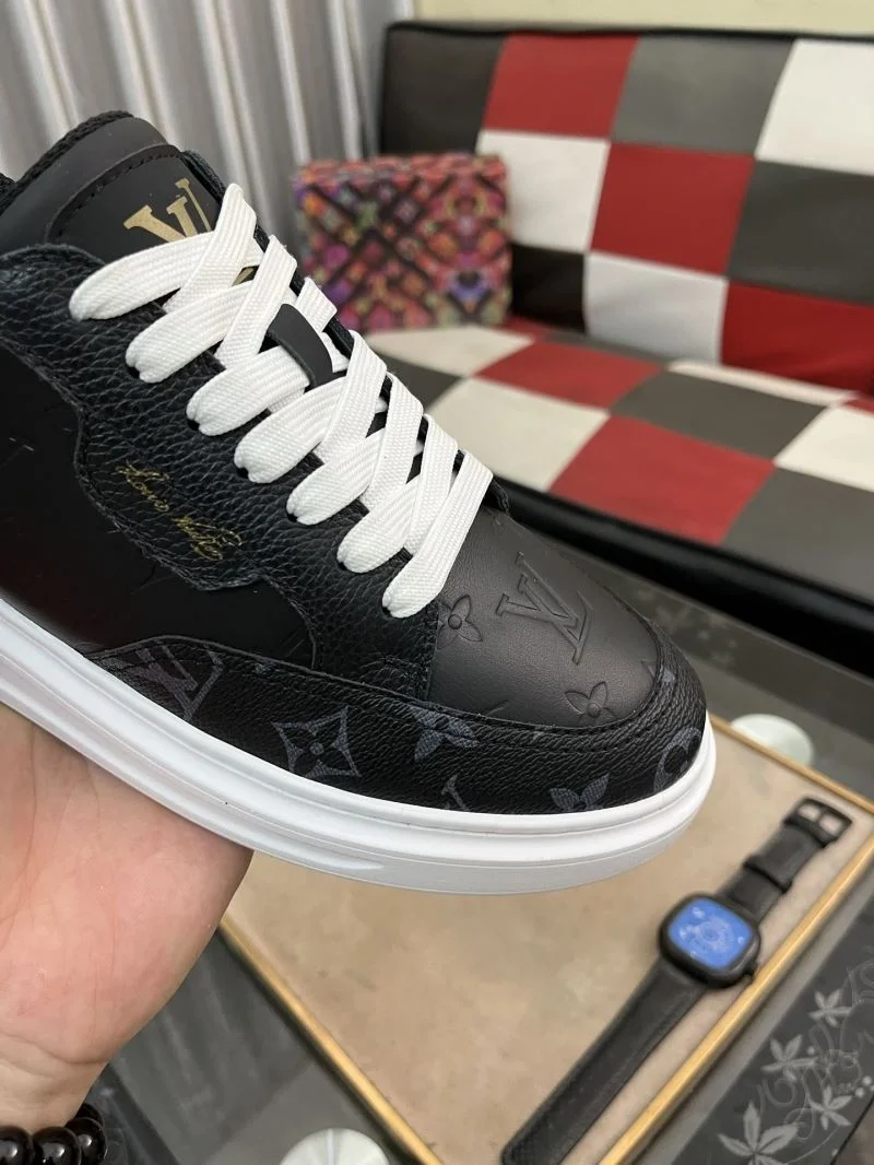 SmartChoice Louis Vuitton Low Shoes 32886