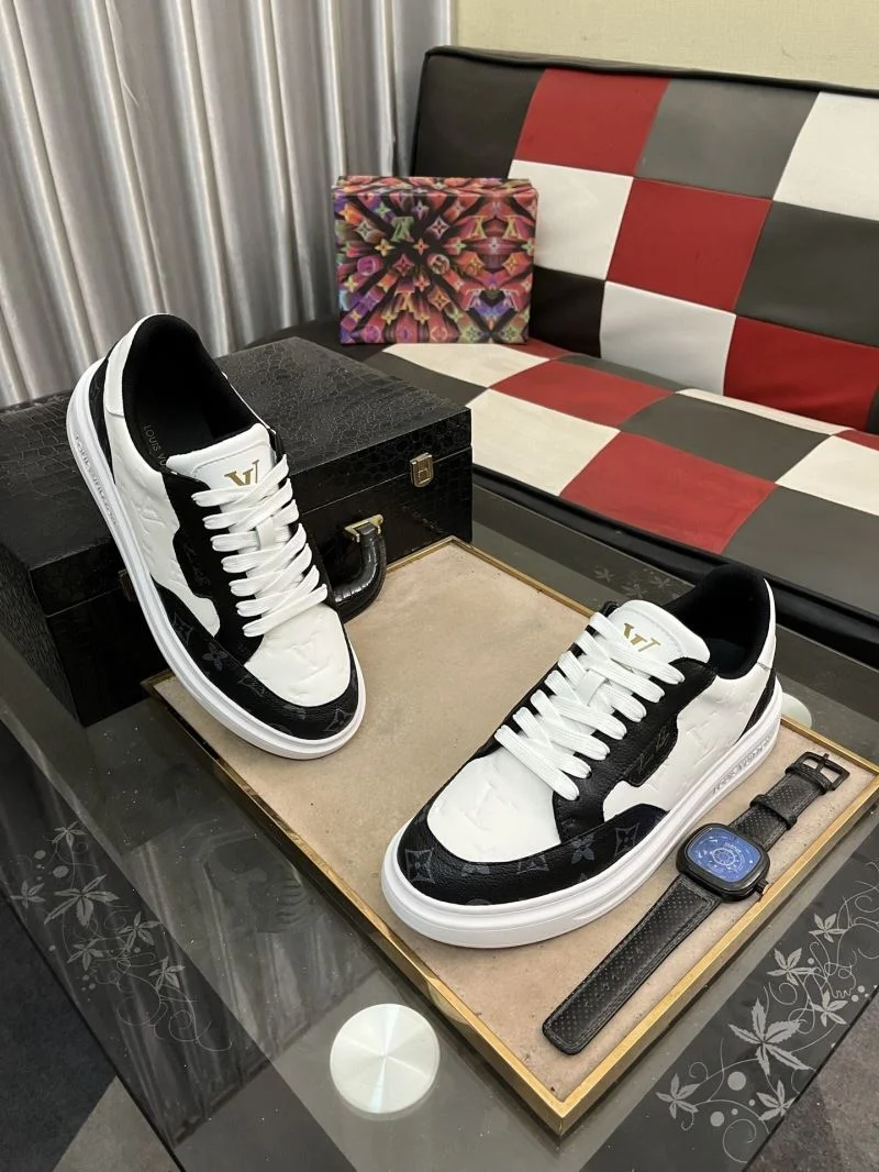 EyeCatching Louis Vuitton Low Shoes 32902