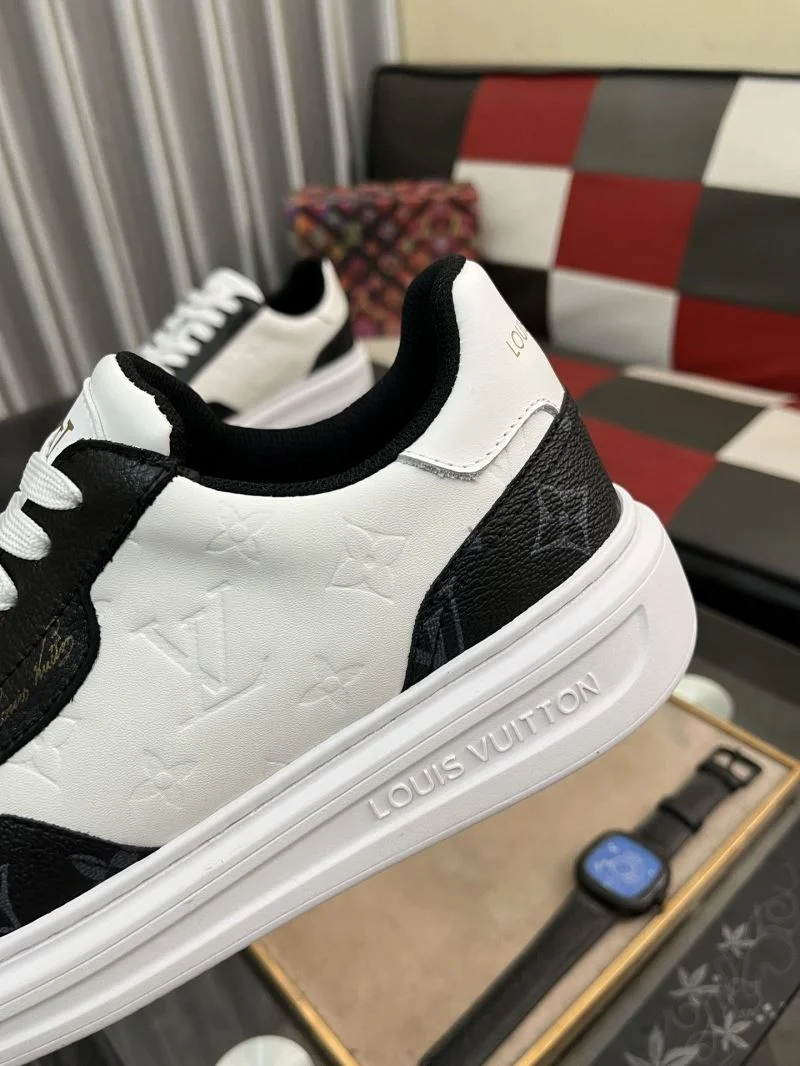 EyeCatching Louis Vuitton Low Shoes 32902
