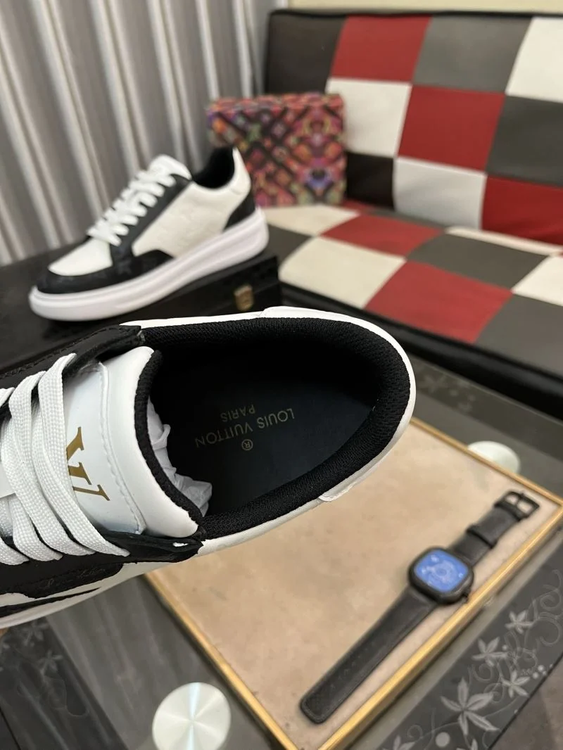 EyeCatching Louis Vuitton Low Shoes 32902