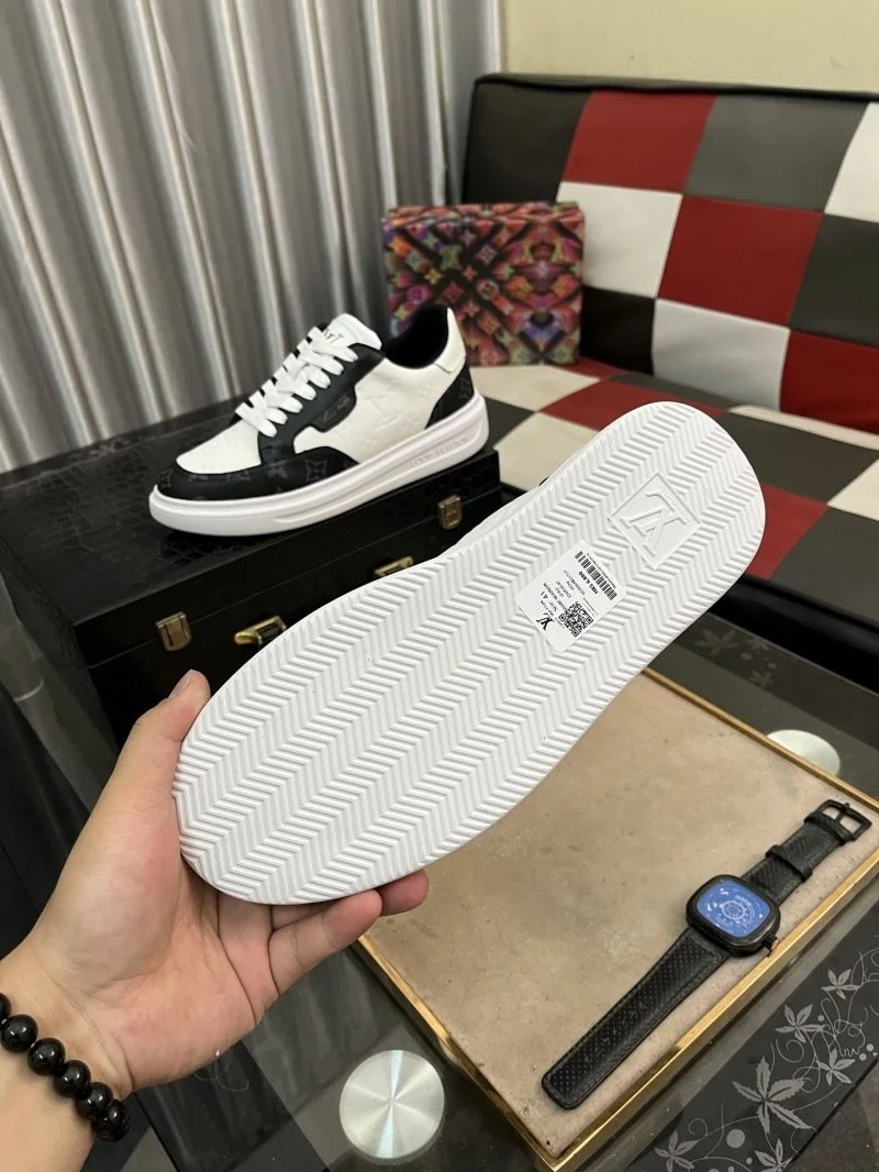 EyeCatching Louis Vuitton Low Shoes 32902