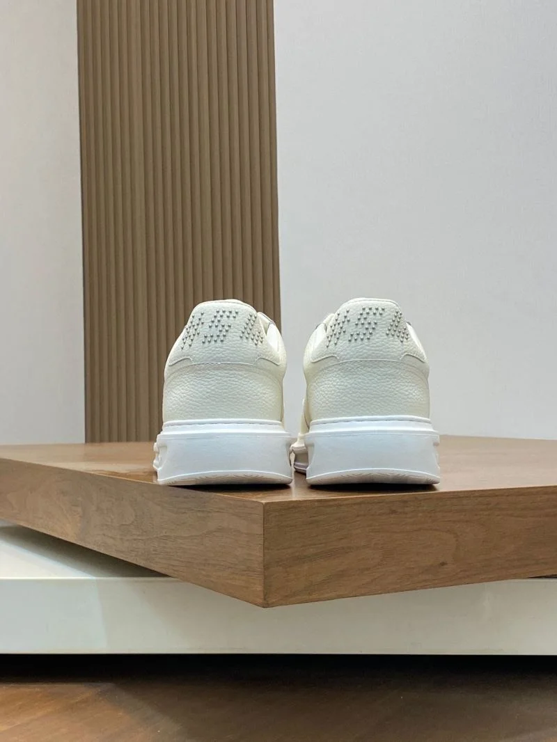 Louis Vuitton Low Shoes Unique 32874