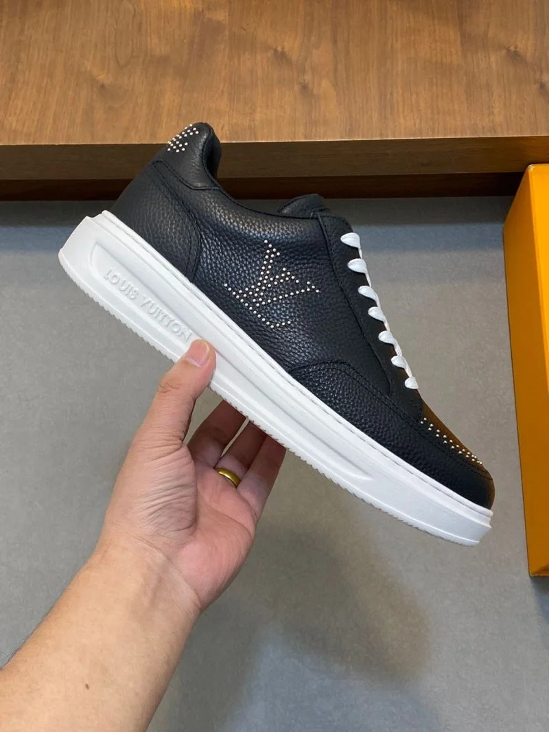 Louis Vuitton Low Shoes UrbanStyle 32887