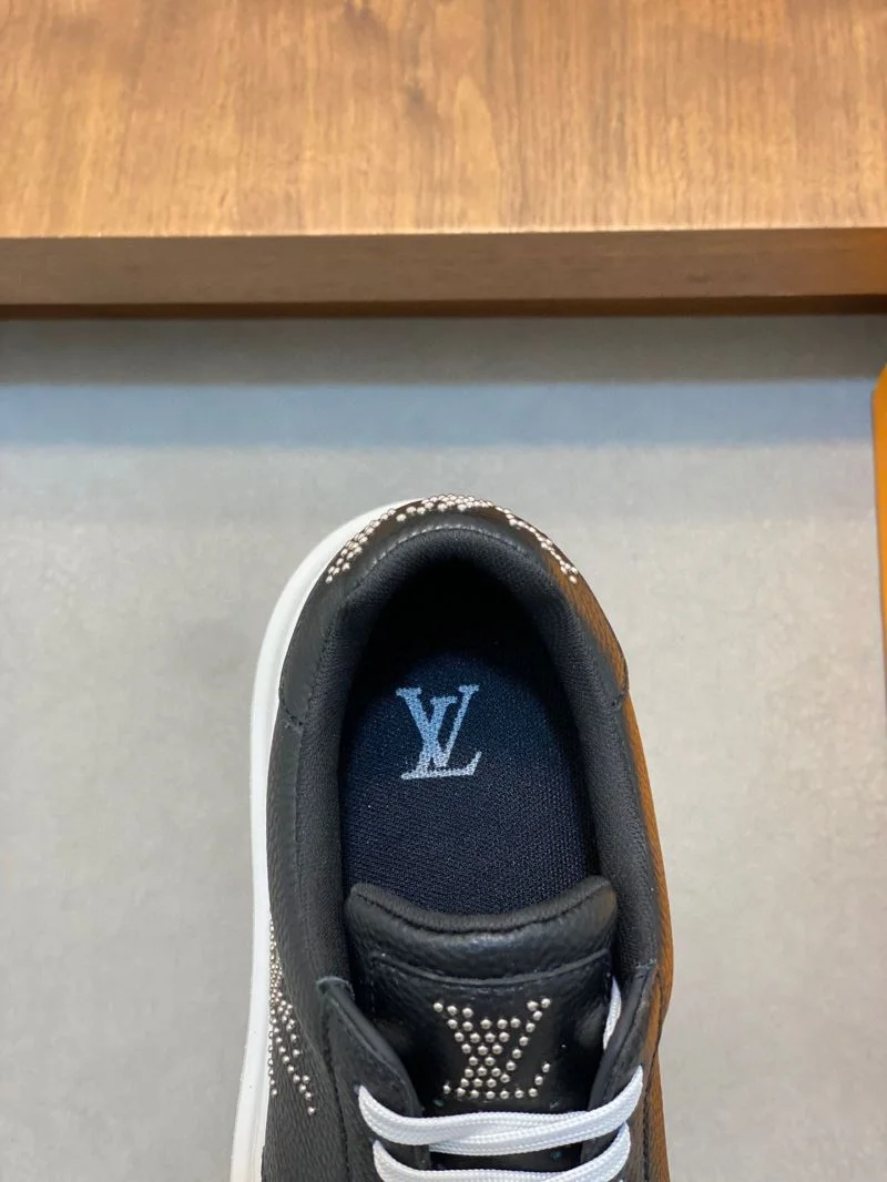 Louis Vuitton Low Shoes UrbanStyle 32887