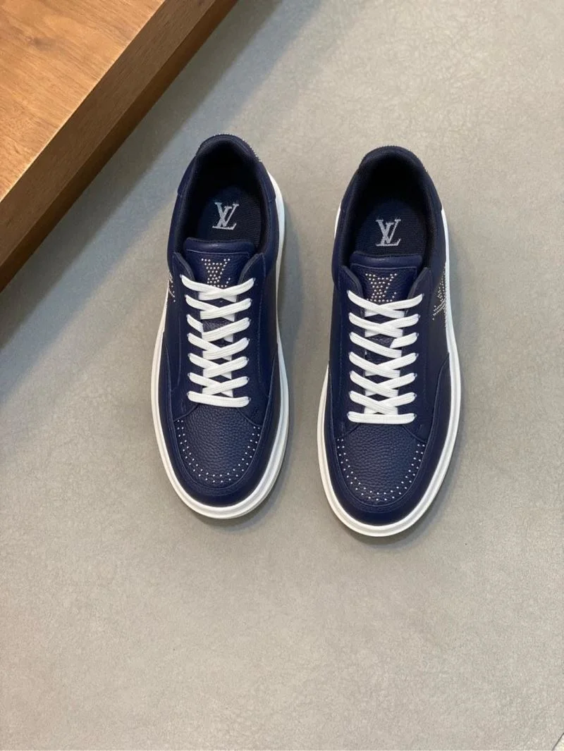 Louis Vuitton Low Shoes FashionForward 32899