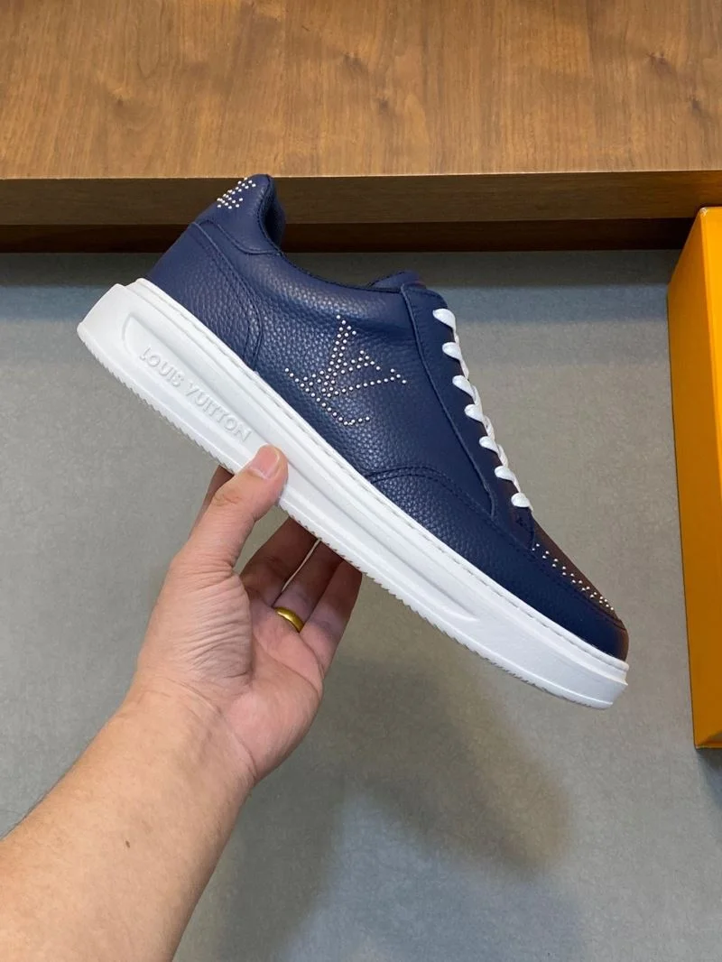 Louis Vuitton Low Shoes FashionForward 32899