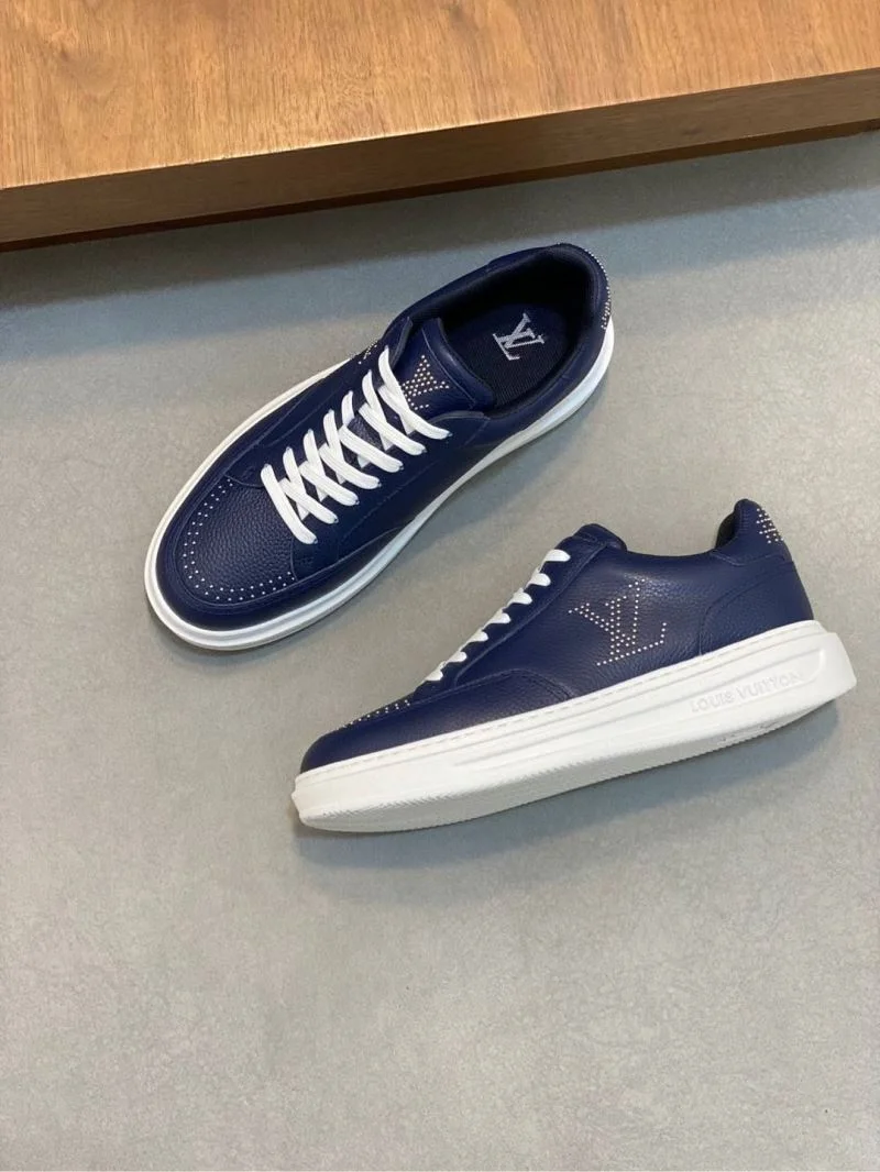 Louis Vuitton Low Shoes FashionForward 32899