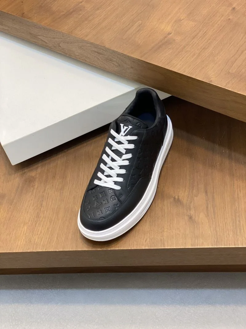 OnTrend Louis Vuitton Low Shoes 32889