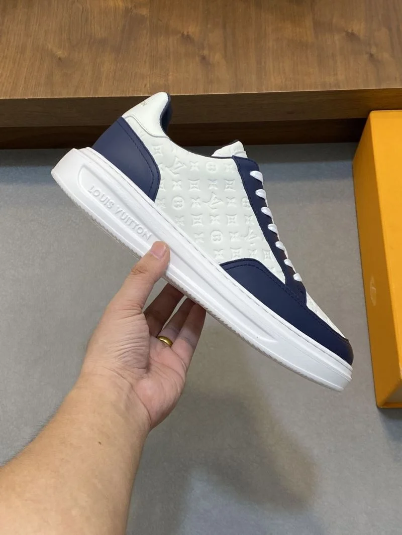 Louis Vuitton Low Shoes TimelessDesign 32877