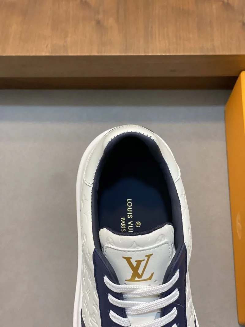 Louis Vuitton Low Shoes TimelessDesign 32877