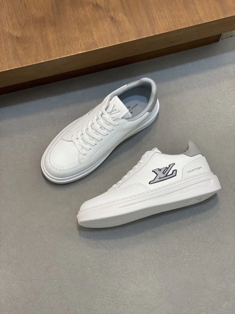 Durable Louis Vuitton Low Shoes 32873