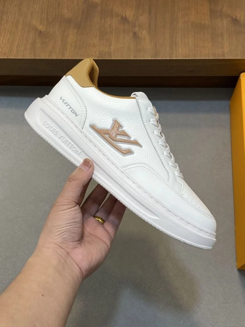 Louis Vuitton Low Shoes SmoothTexture 32875