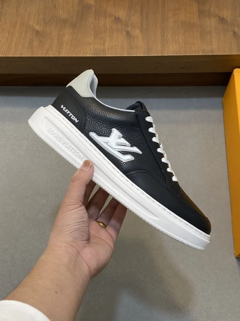 Popular Louis Vuitton Low Shoes 32872