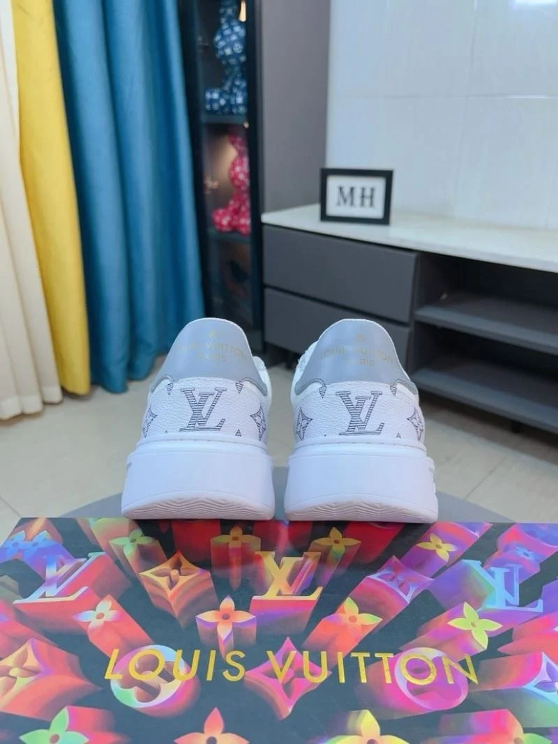 Louis Vuitton Low Shoes Neat 32866