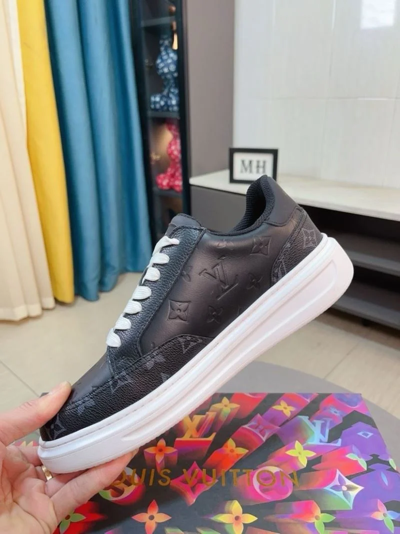 Premium Louis Vuitton Low Shoes 32865