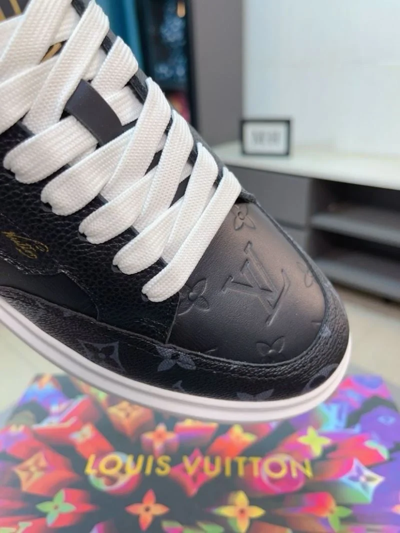 Premium Louis Vuitton Low Shoes 32865