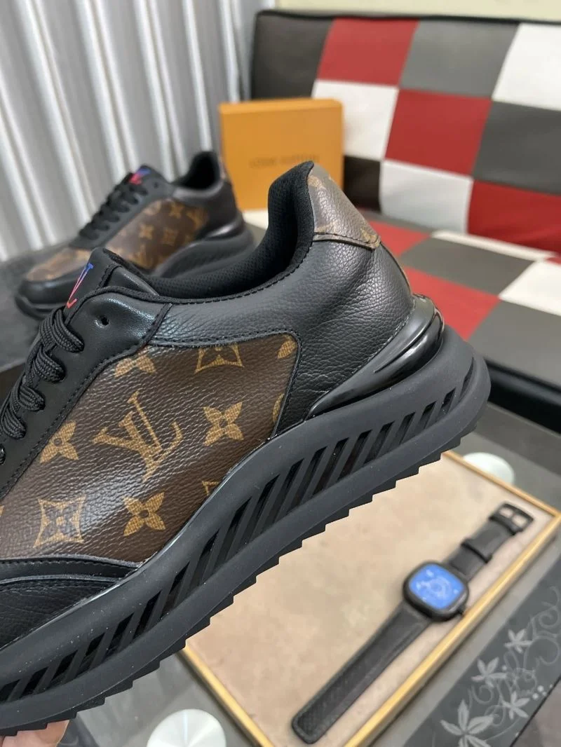 Durable Louis Vuitton Low Shoes 32864