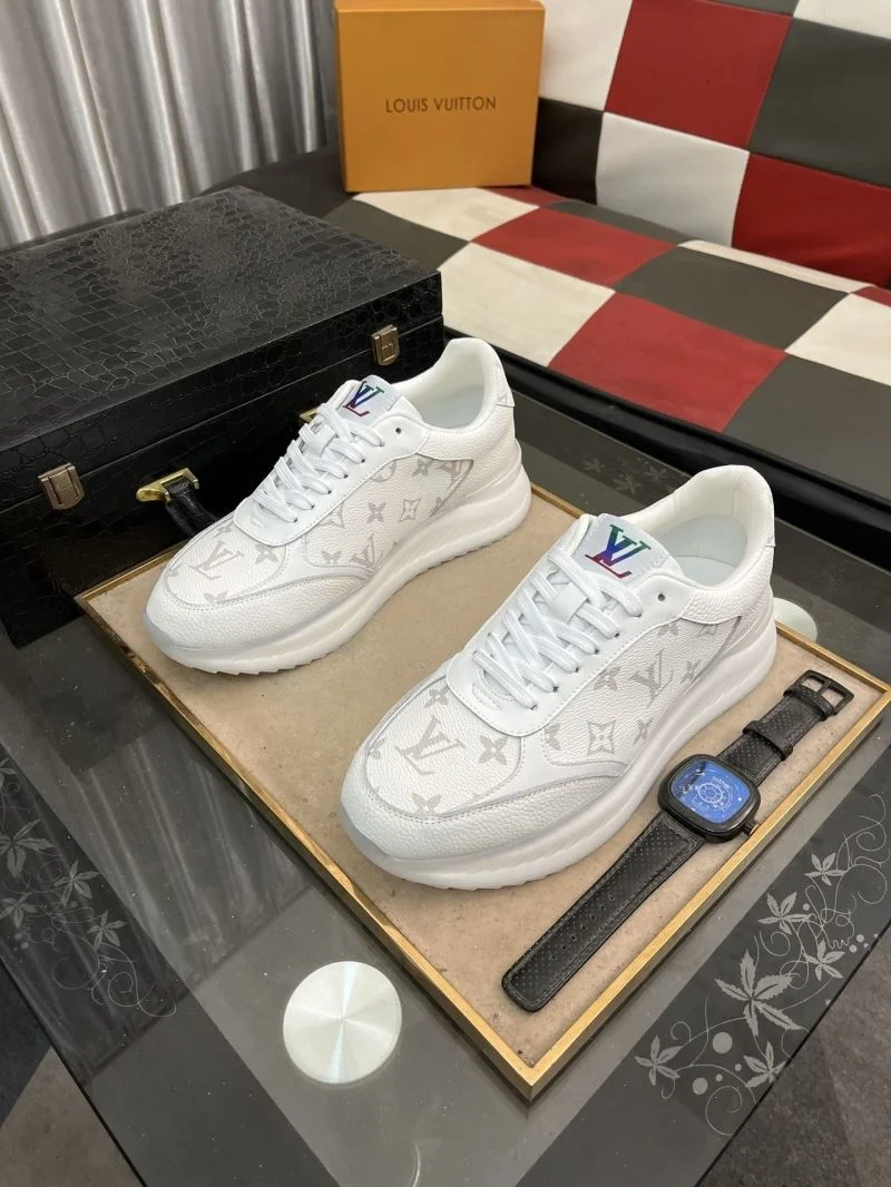 Modern Louis Vuitton Low Shoes 32855