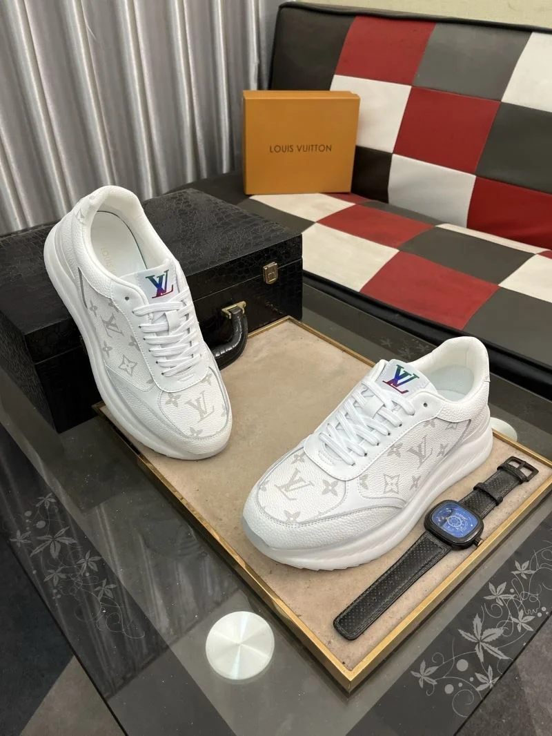 Modern Louis Vuitton Low Shoes 32855