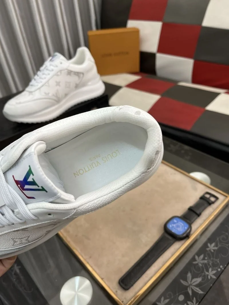 Modern Louis Vuitton Low Shoes 32855