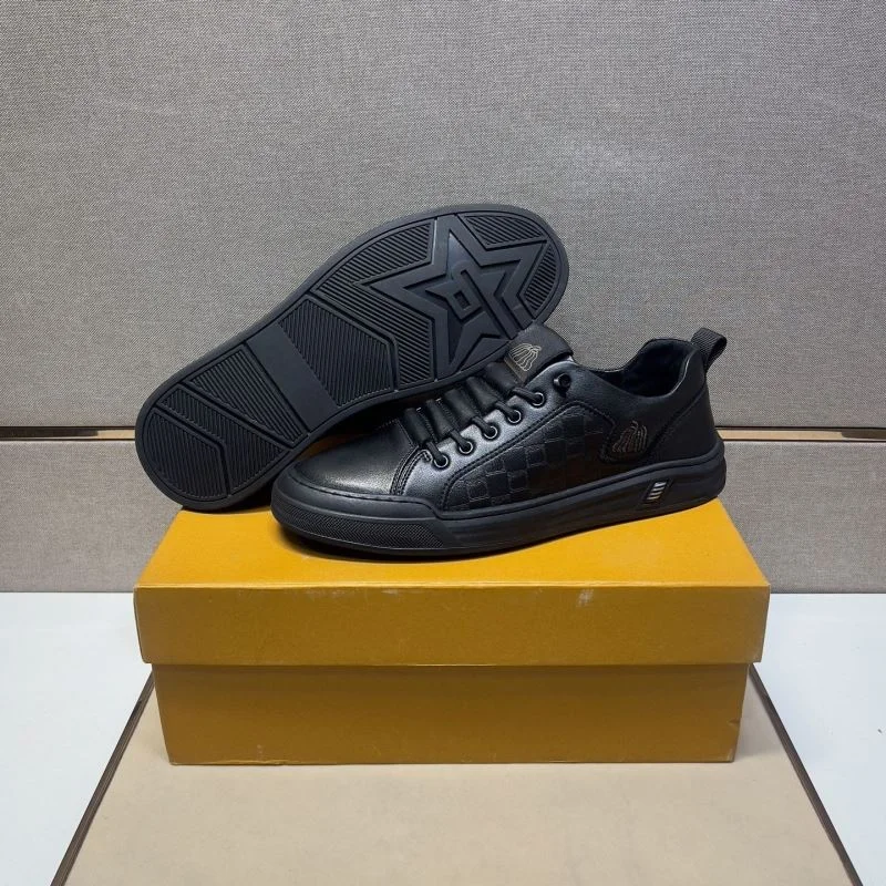 Trendy Louis Vuitton Low Shoes 32846
