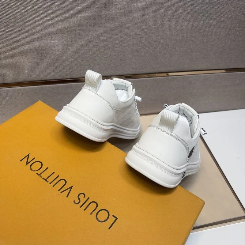 Comfortable Louis Vuitton Low Shoes 32848
