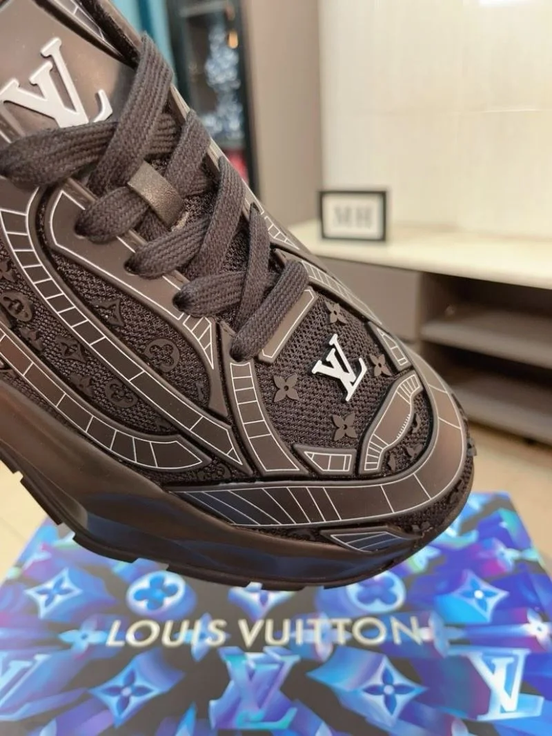 Breathable Louis Vuitton Low Shoes 32851