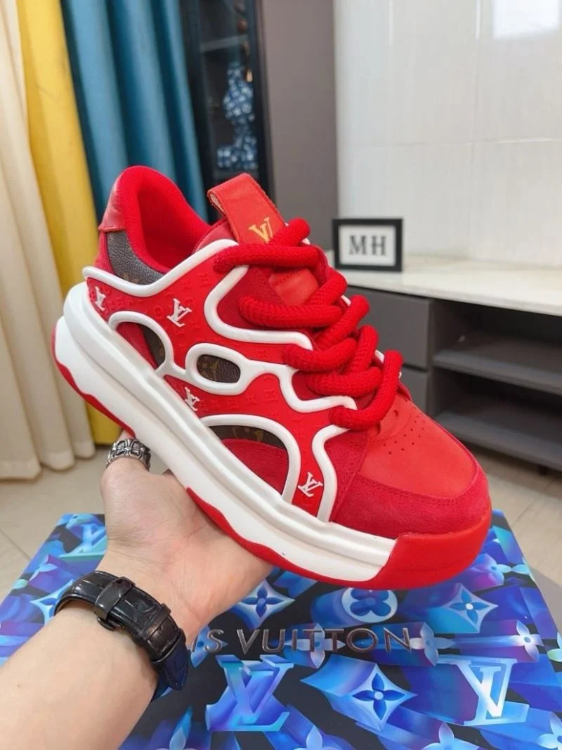StreetReady Louis Vuitton Low Shoes 32845