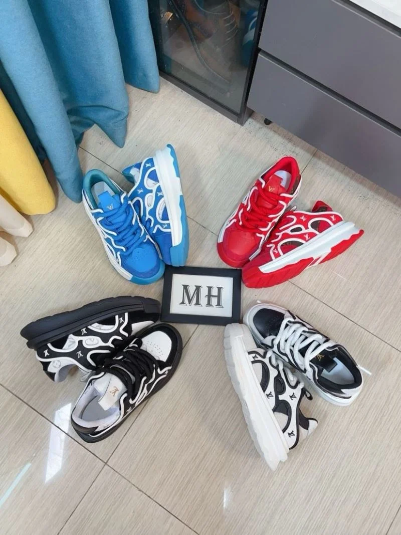 Louis Vuitton Low Shoes OnTrend 32859
