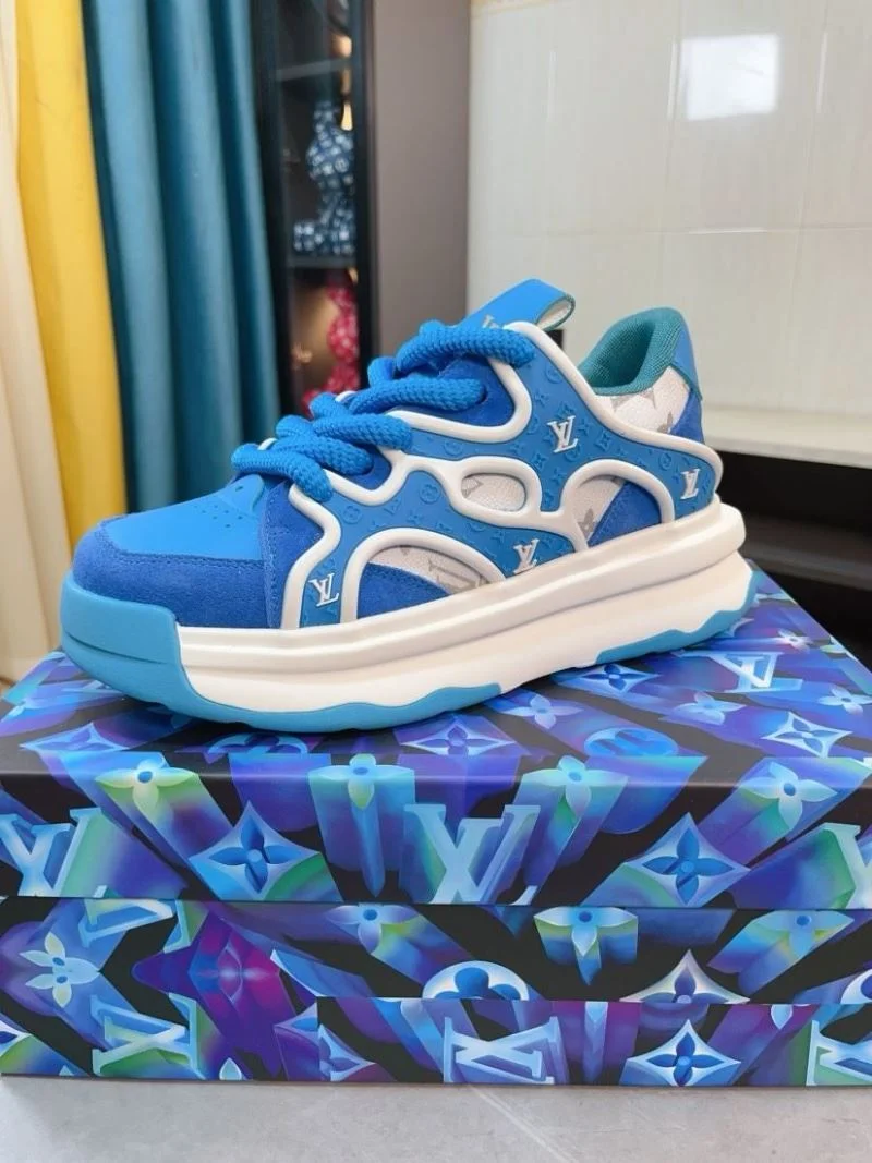 Louis Vuitton Low Shoes OnTrend 32859