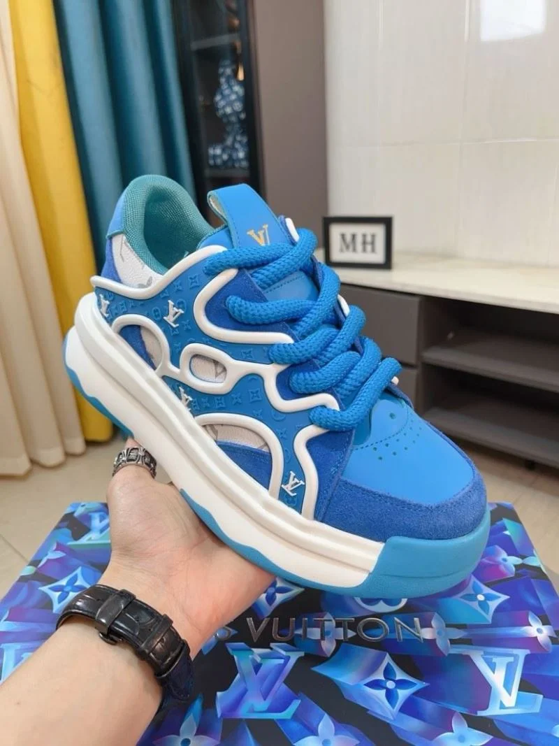 Louis Vuitton Low Shoes OnTrend 32859