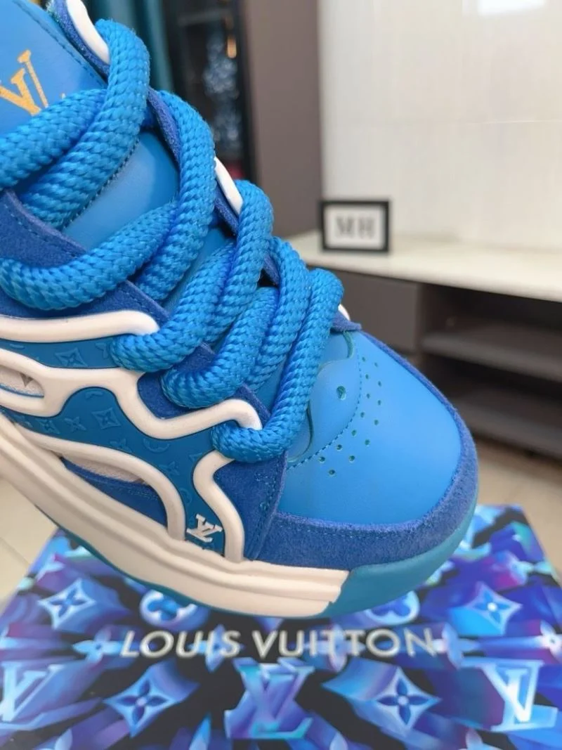 Louis Vuitton Low Shoes OnTrend 32859