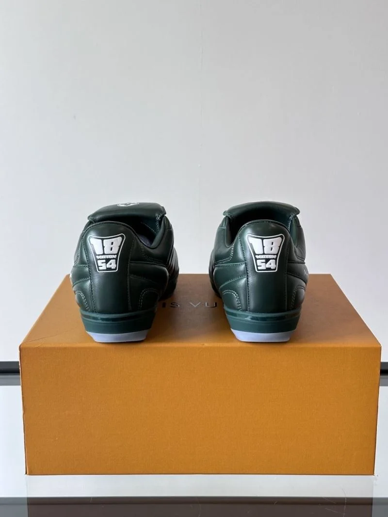 Louis Vuitton Low Shoes Unique 32860
