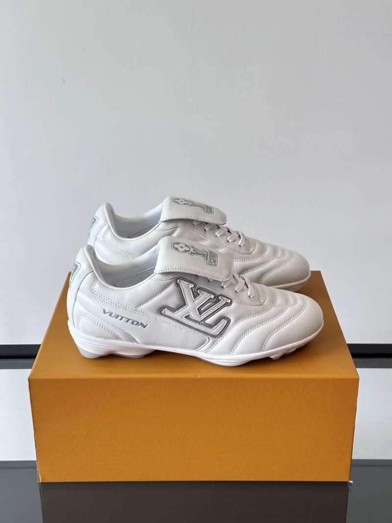Louis Vuitton Low Shoes Sporty 32863