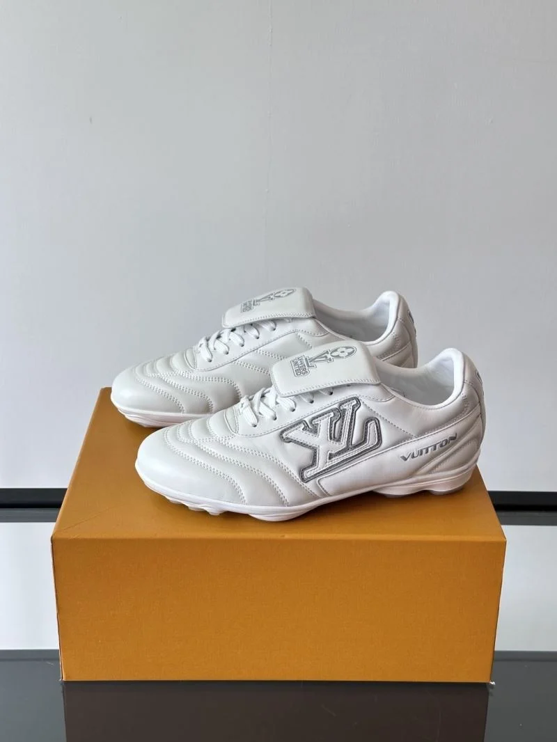Louis Vuitton Low Shoes Sporty 32863