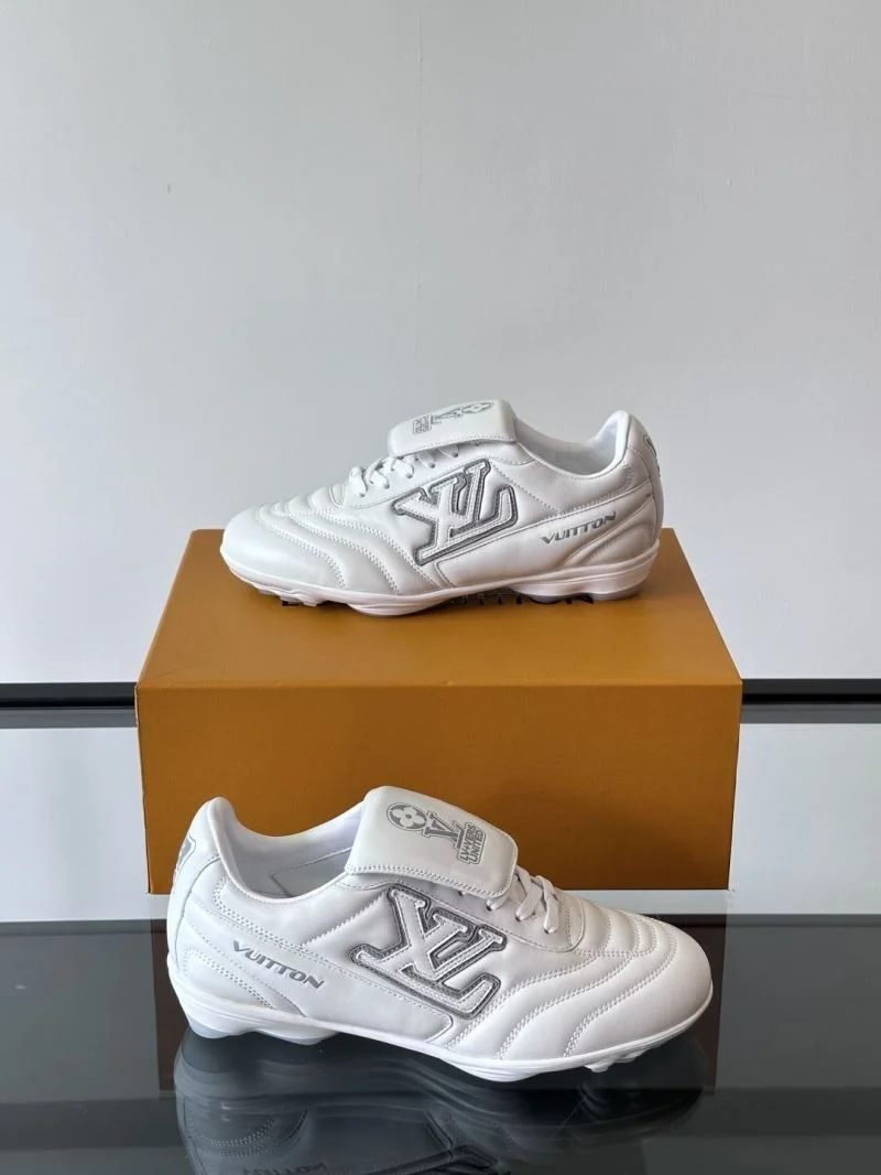 Louis Vuitton Low Shoes Sporty 32863