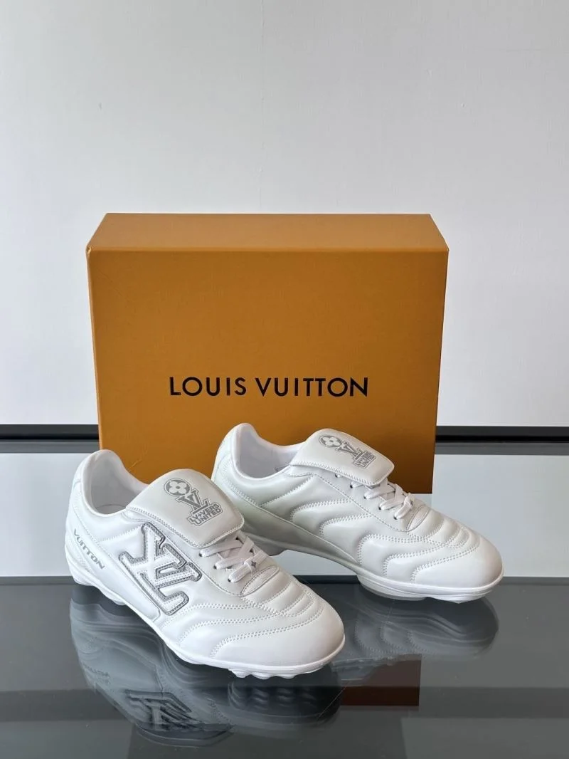 Louis Vuitton Low Shoes Sporty 32863