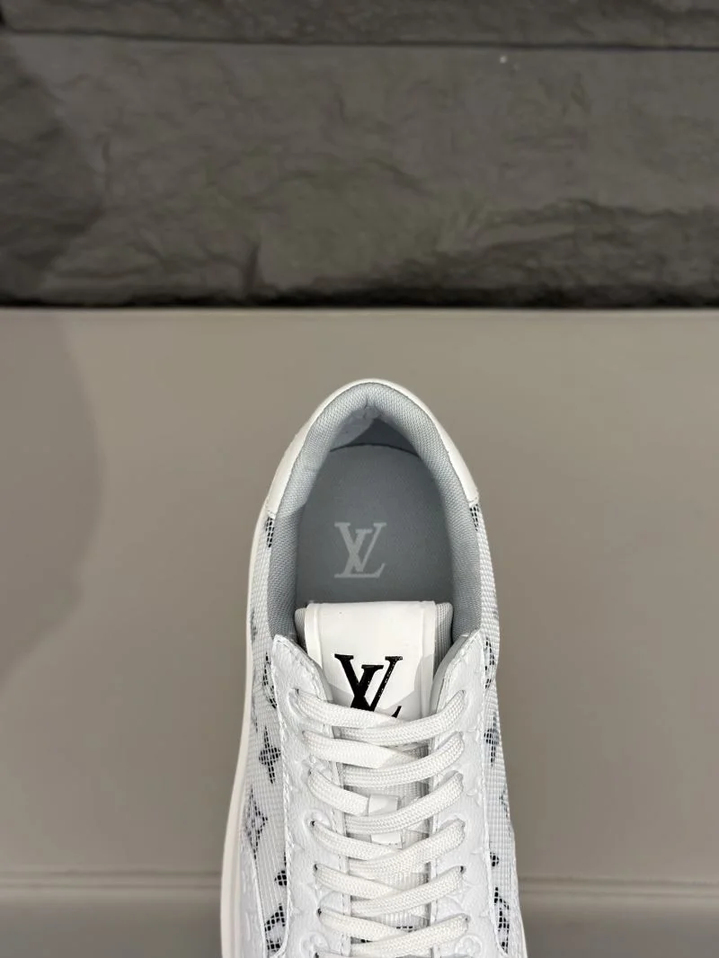 Louis Vuitton Low Shoes OdorResistant 32861