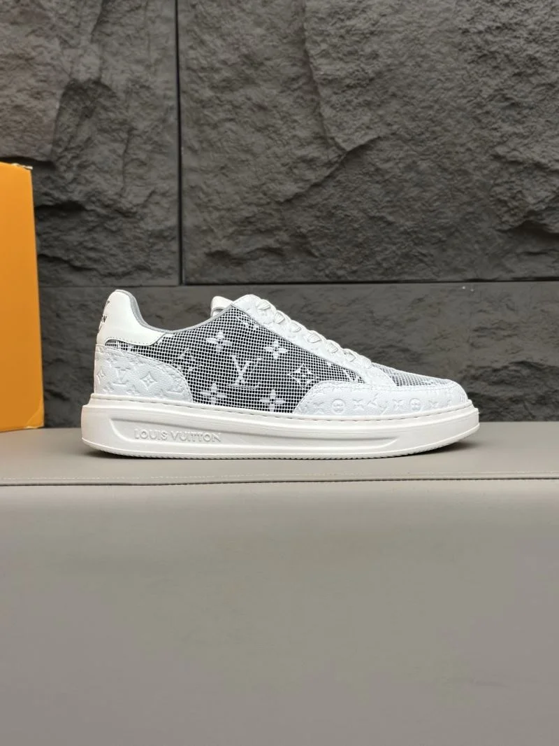 Vibrant Louis Vuitton Low Shoes 32837