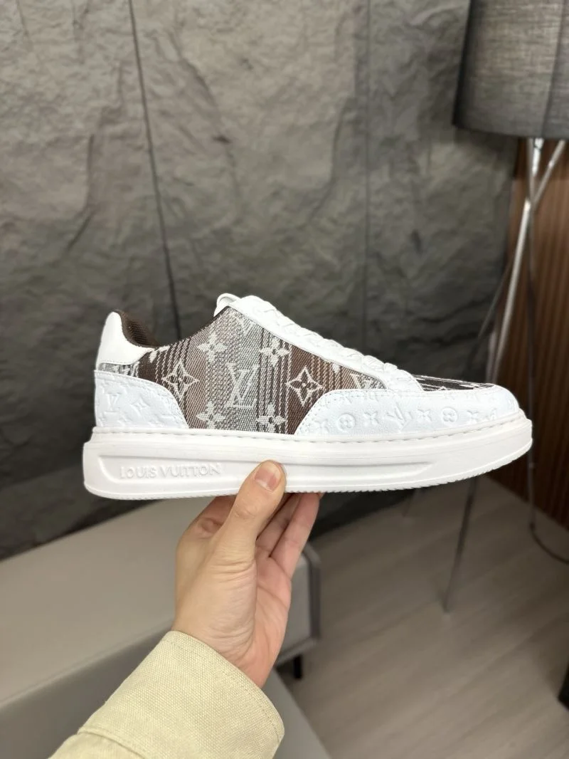 Louis Vuitton Low Shoes Snug 32835