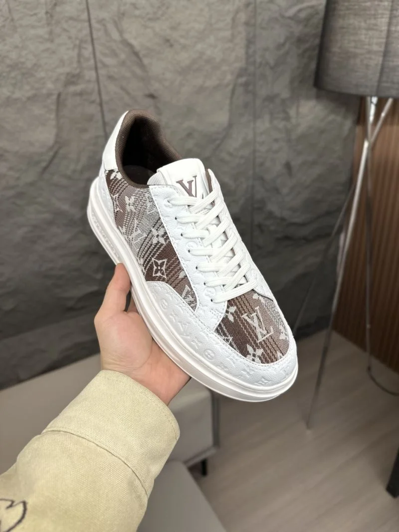 Louis Vuitton Low Shoes Snug 32835