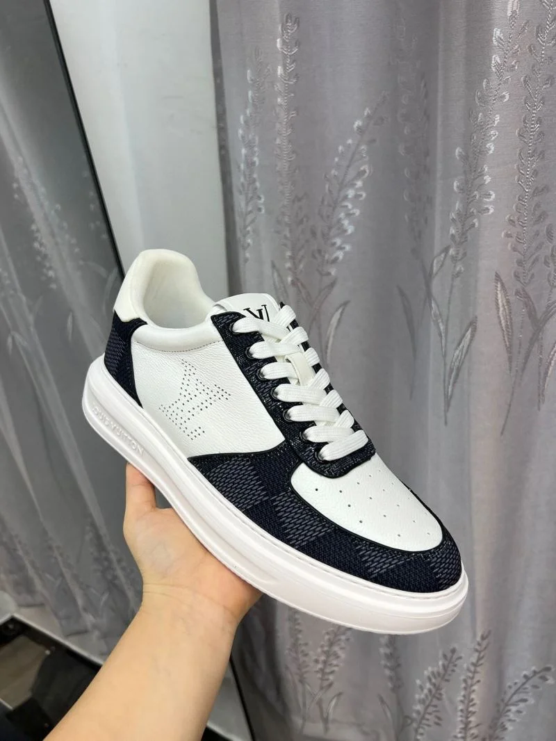 Louis Vuitton Low Shoes TechFriendly 32847