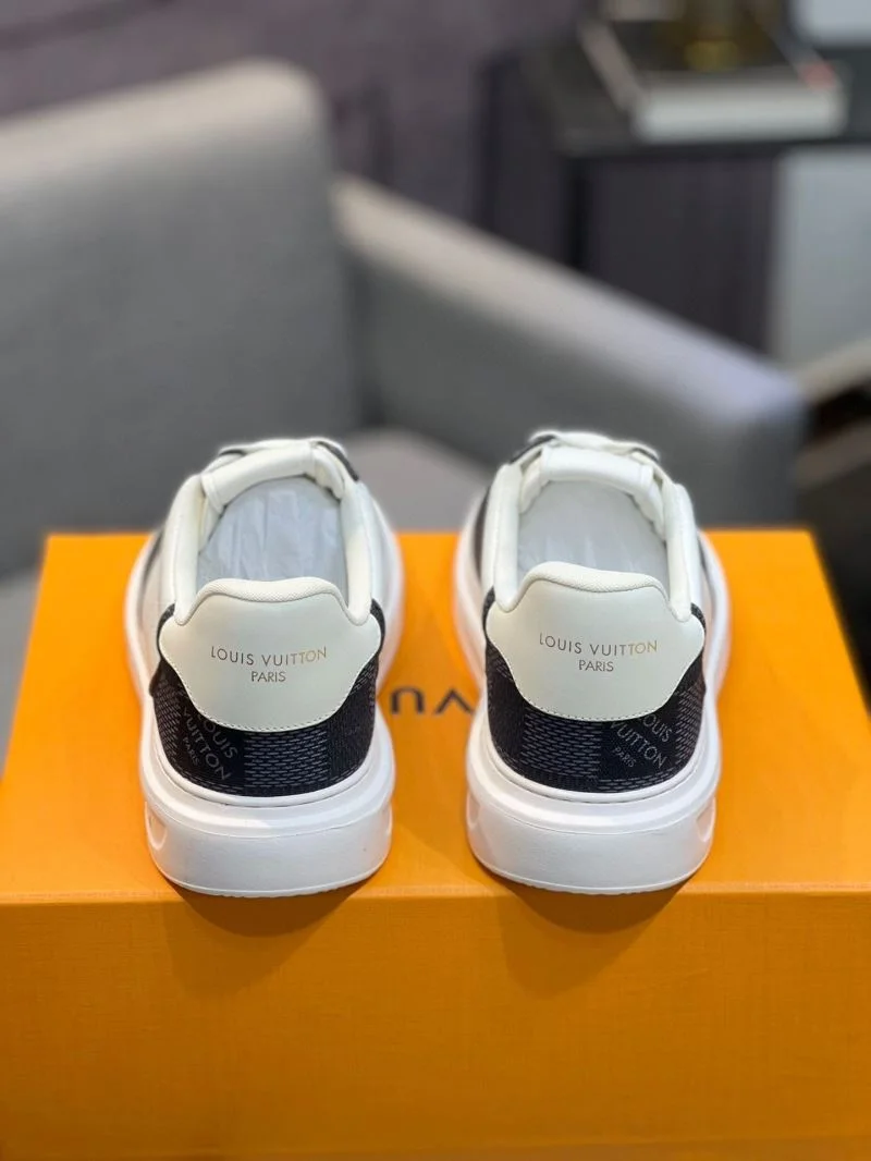 Louis Vuitton Low Shoes TechFriendly 32847