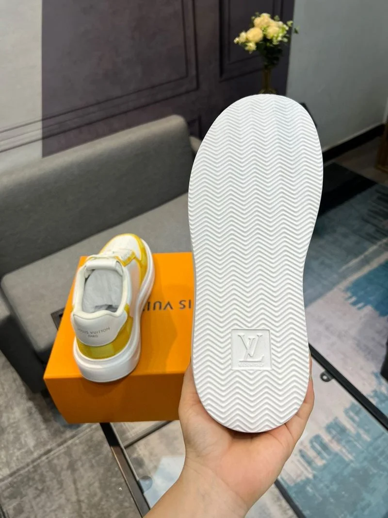WellDesigned Louis Vuitton Low Shoes 32849