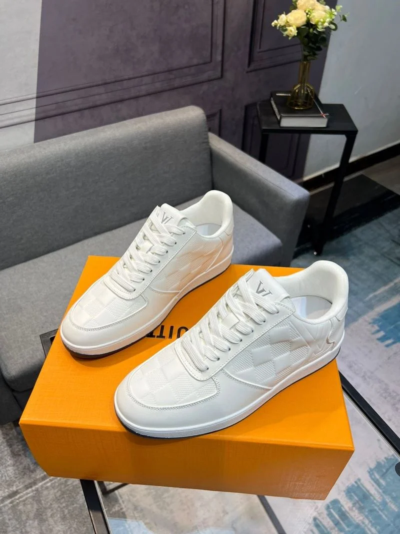 Louis Vuitton Low Shoes Unique 32828