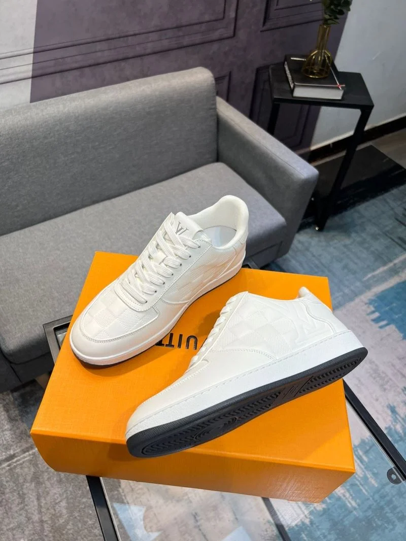 Louis Vuitton Low Shoes Unique 32828