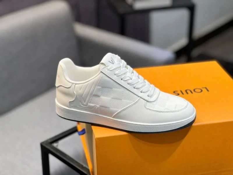 Louis Vuitton Low Shoes Unique 32828