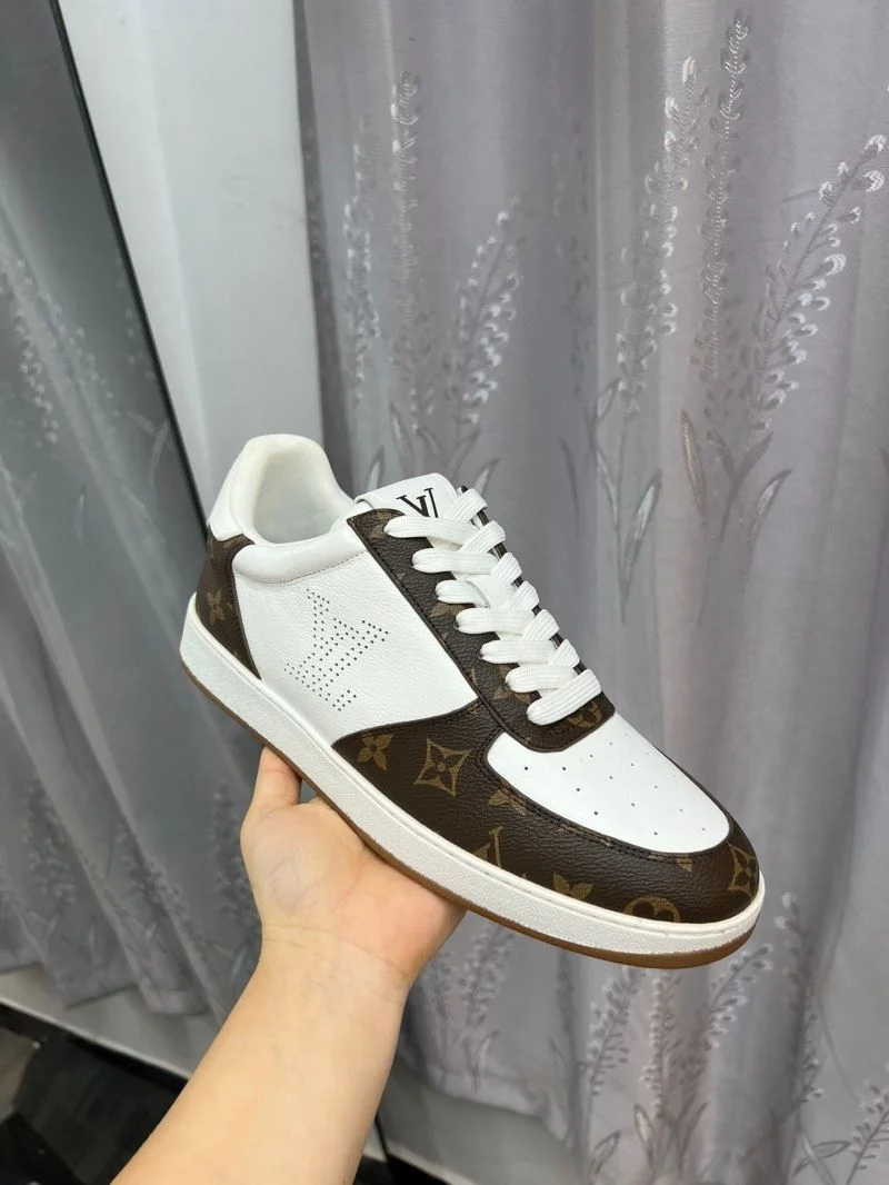 Upgraded Louis Vuitton Low Shoes 32806