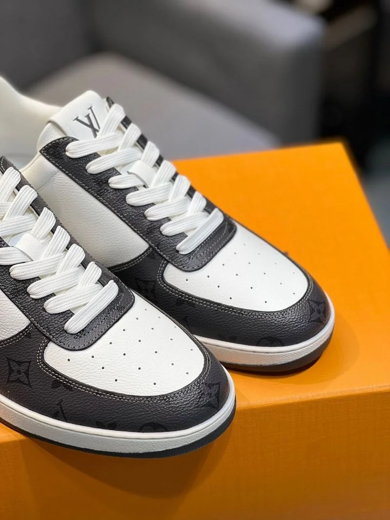 Louis Vuitton Low Shoes Versatile 32804